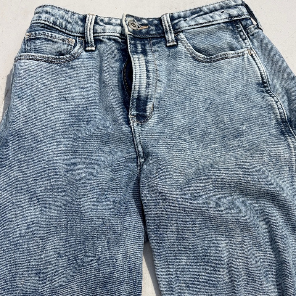 Hollister Light Wash Denim Jeans
